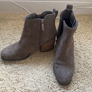 Blondo waterproof suede booties